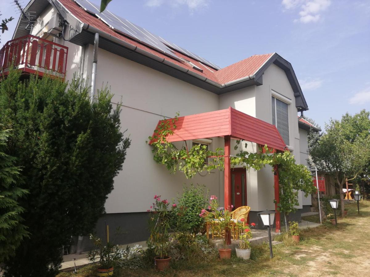 Palinkas Jo Reggelt! Apartment Heviz Exterior photo